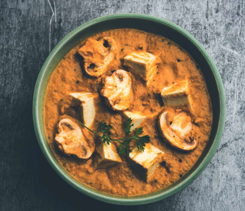 Tofu mushroom curry.