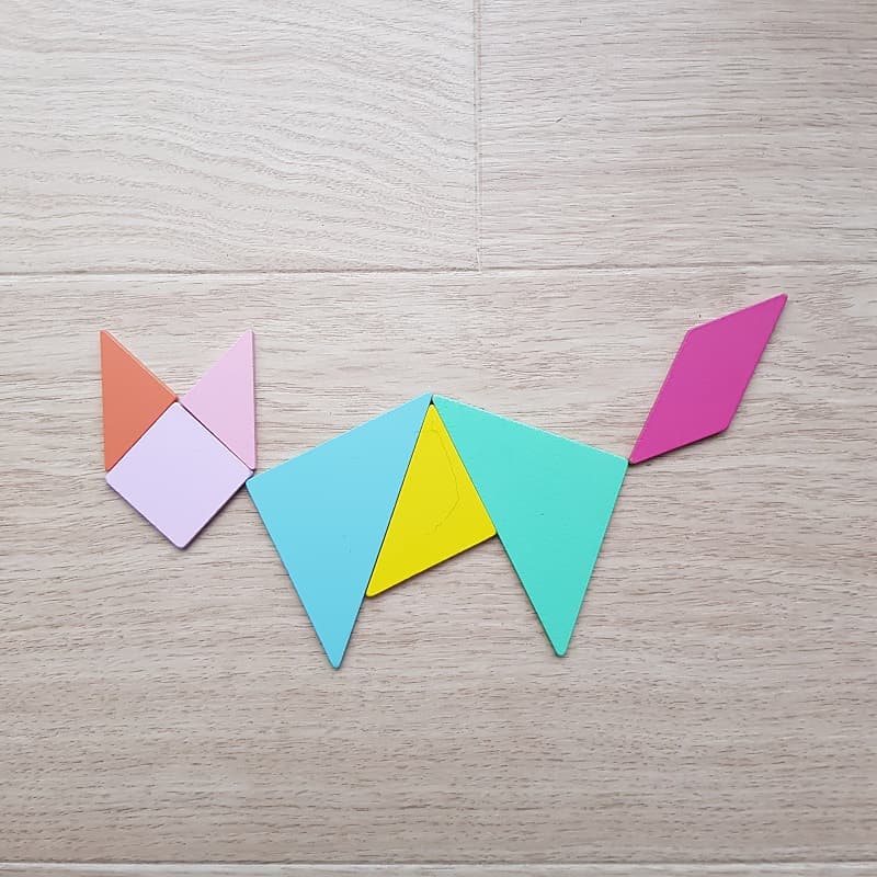 Cat shape made using a tangram